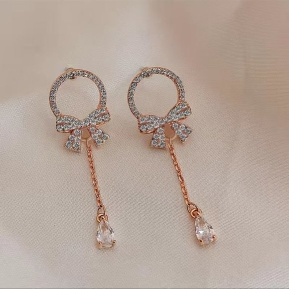 Elegant Bow Water Drop Pendant Stud Earrings - Picture 6 of 7